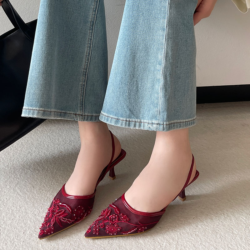 Eleganckie sandały slingback d – Embroidery Flower recenzja i cena