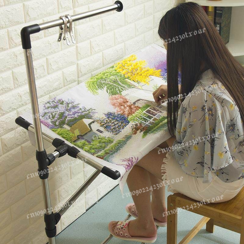 Regulowany stojak na ramkę do  – Embroidery Hoop recenzja i cena