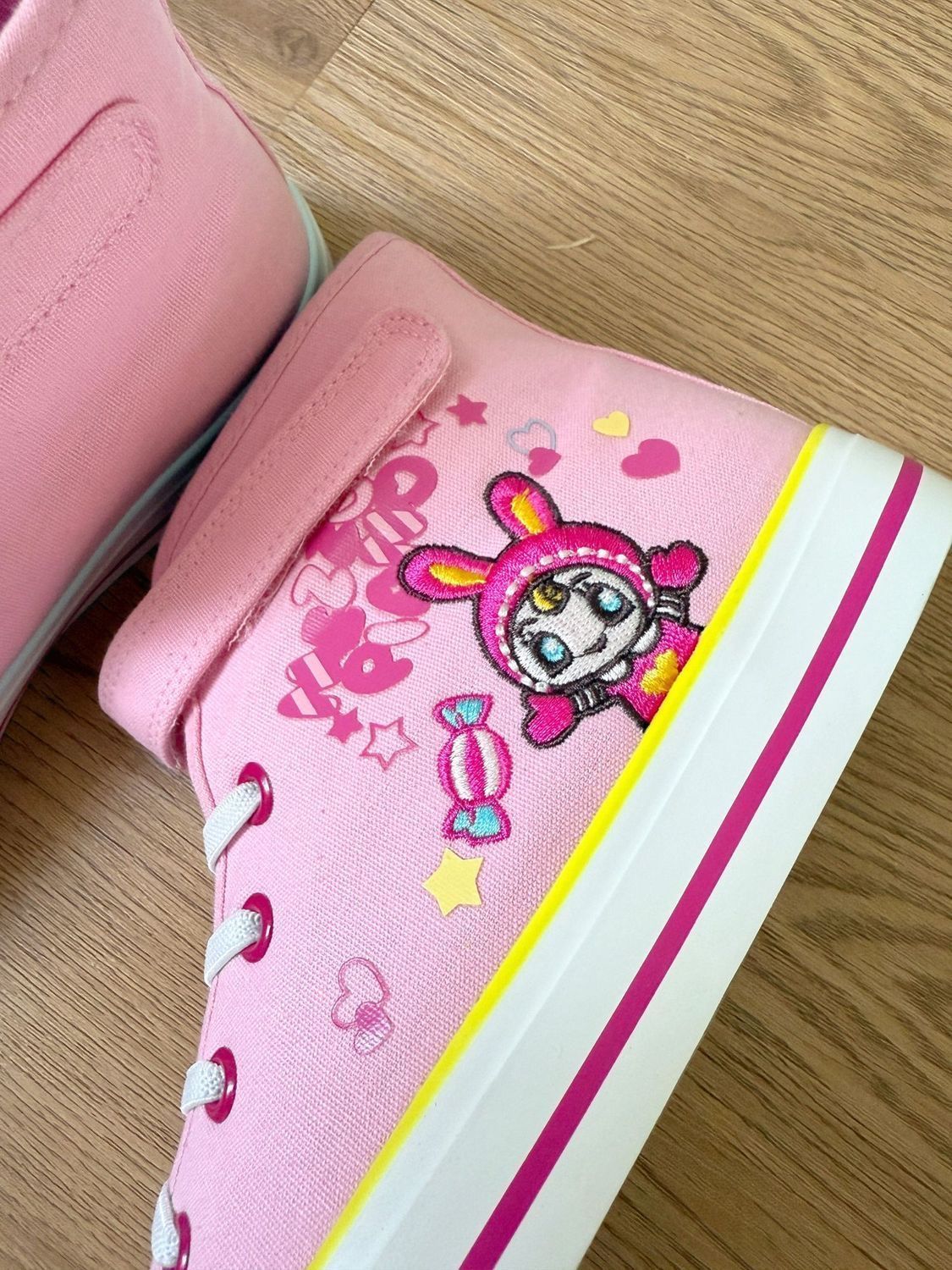 Wiosenno-jesienne nowe uniwers – Embroidery Shoes recenzja i cena