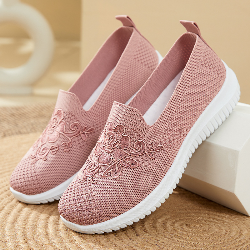 Wsuwane buty damskie z dzianin – Embroidery Flower recenzja i cena