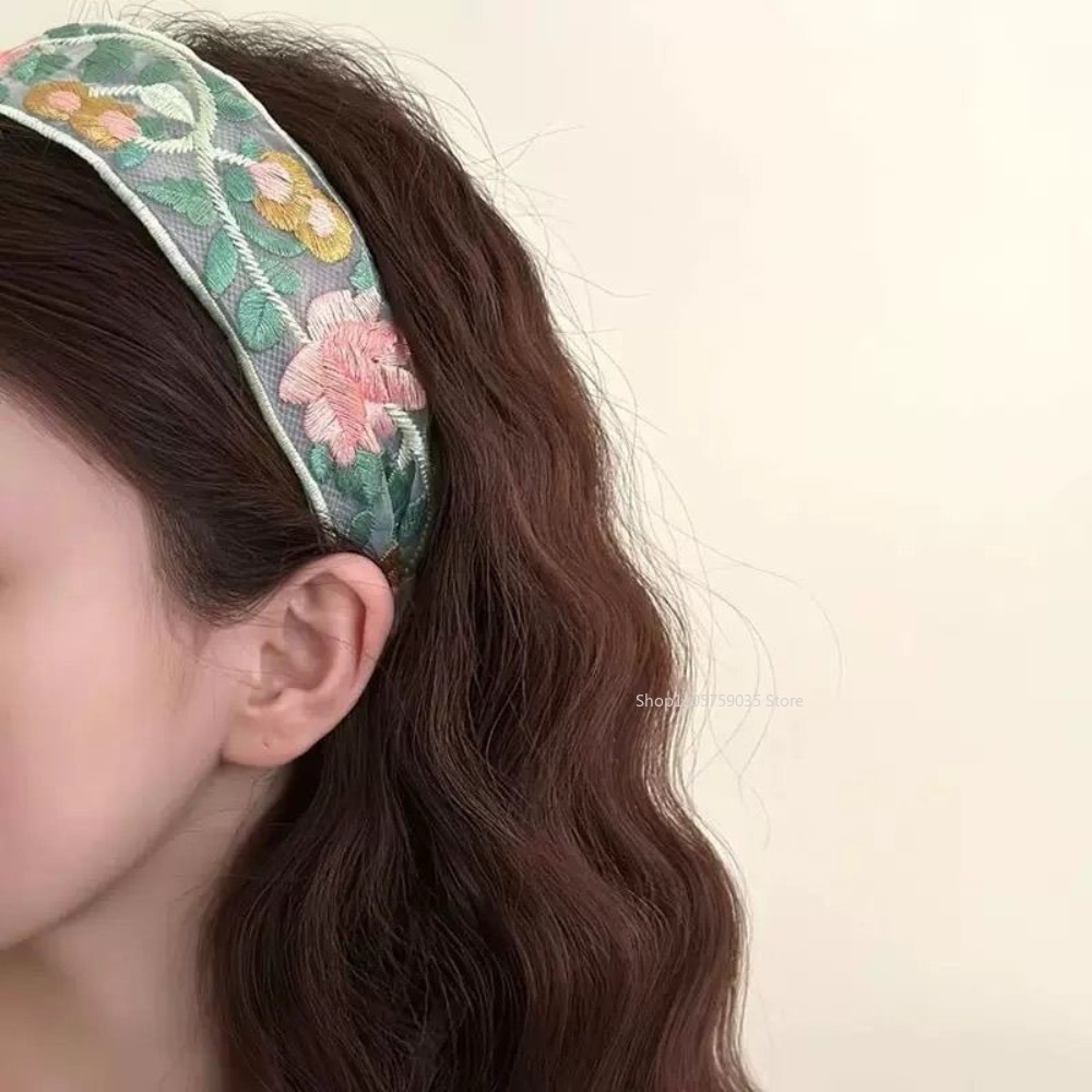 Wiosenna Koronkowa Haftowana K – Embroidery Hoop recenzja i cena