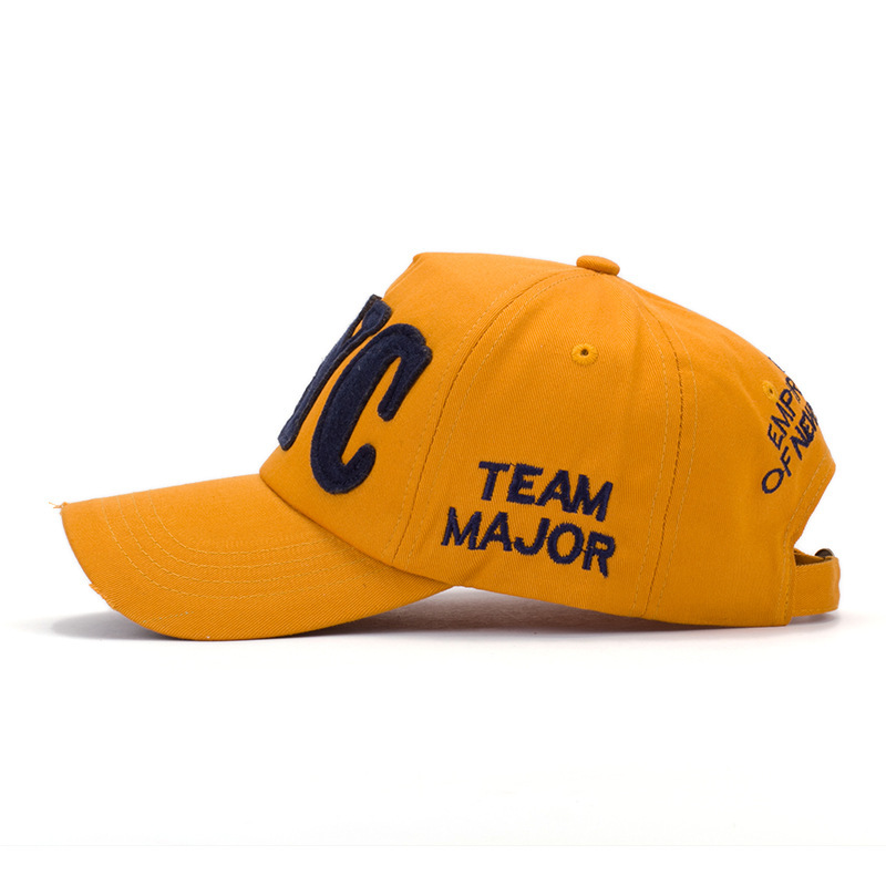 Czapka baseballowa z haftem „B – Embroidery Nyc recenzja i cena